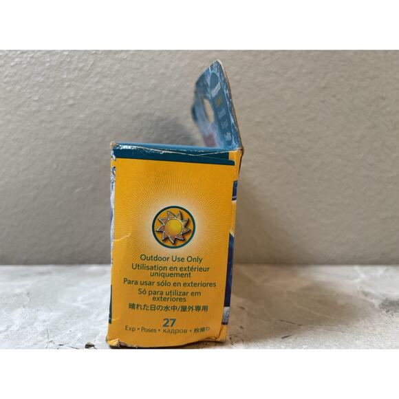 Kodak Max Waterproof 35mm Point & Shoot Film Camera - Picture 4 of 5